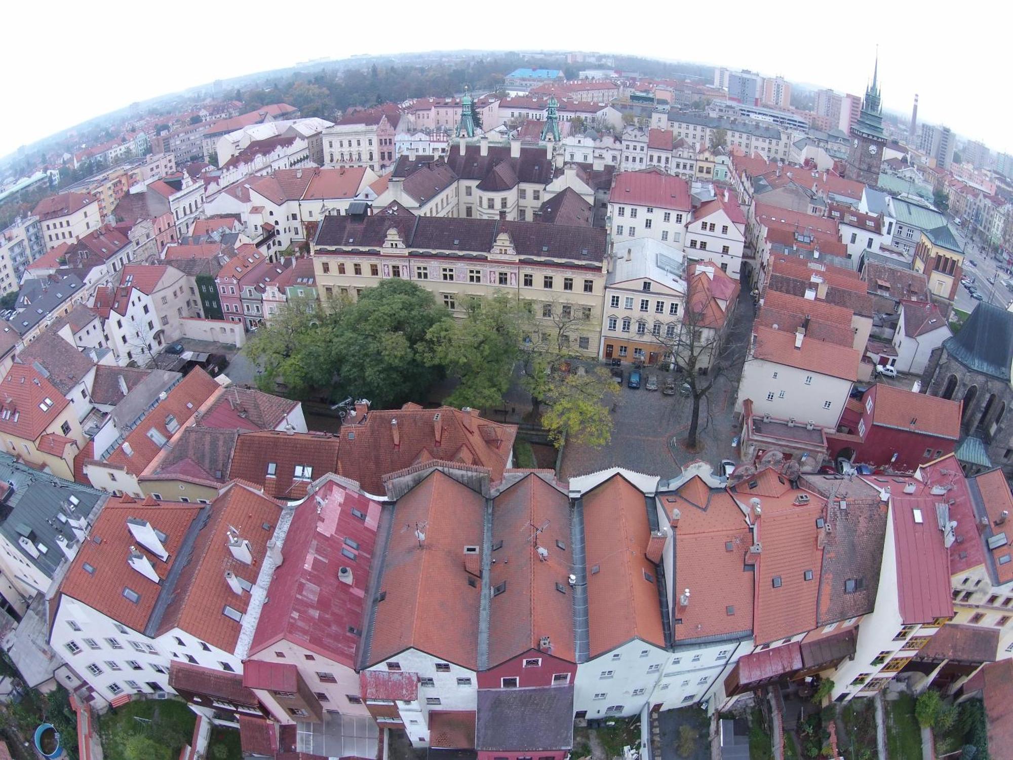 Hotel 100 Pardubice Zewnętrze zdjęcie